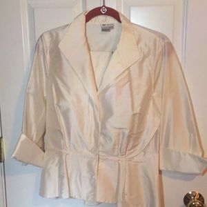 Gorgeous Worth blouse.